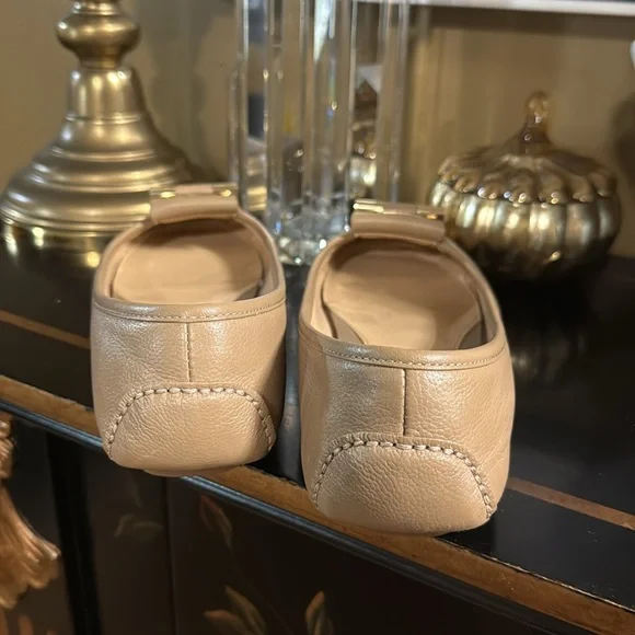 Michael Kors Flats - Picture 4 of 5